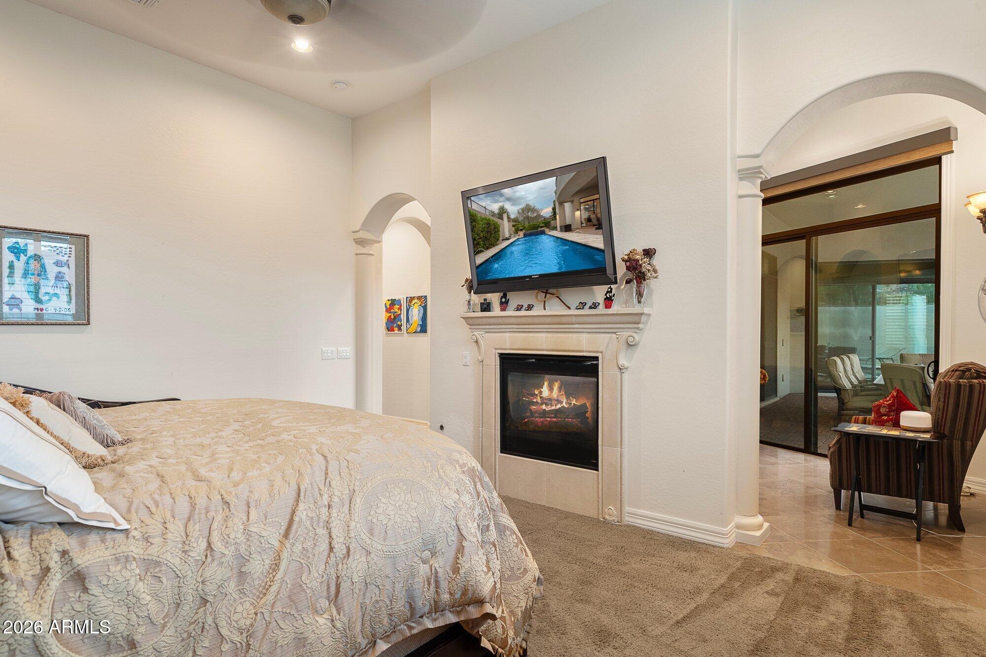 9894 E DESERT BEAUTY Drive