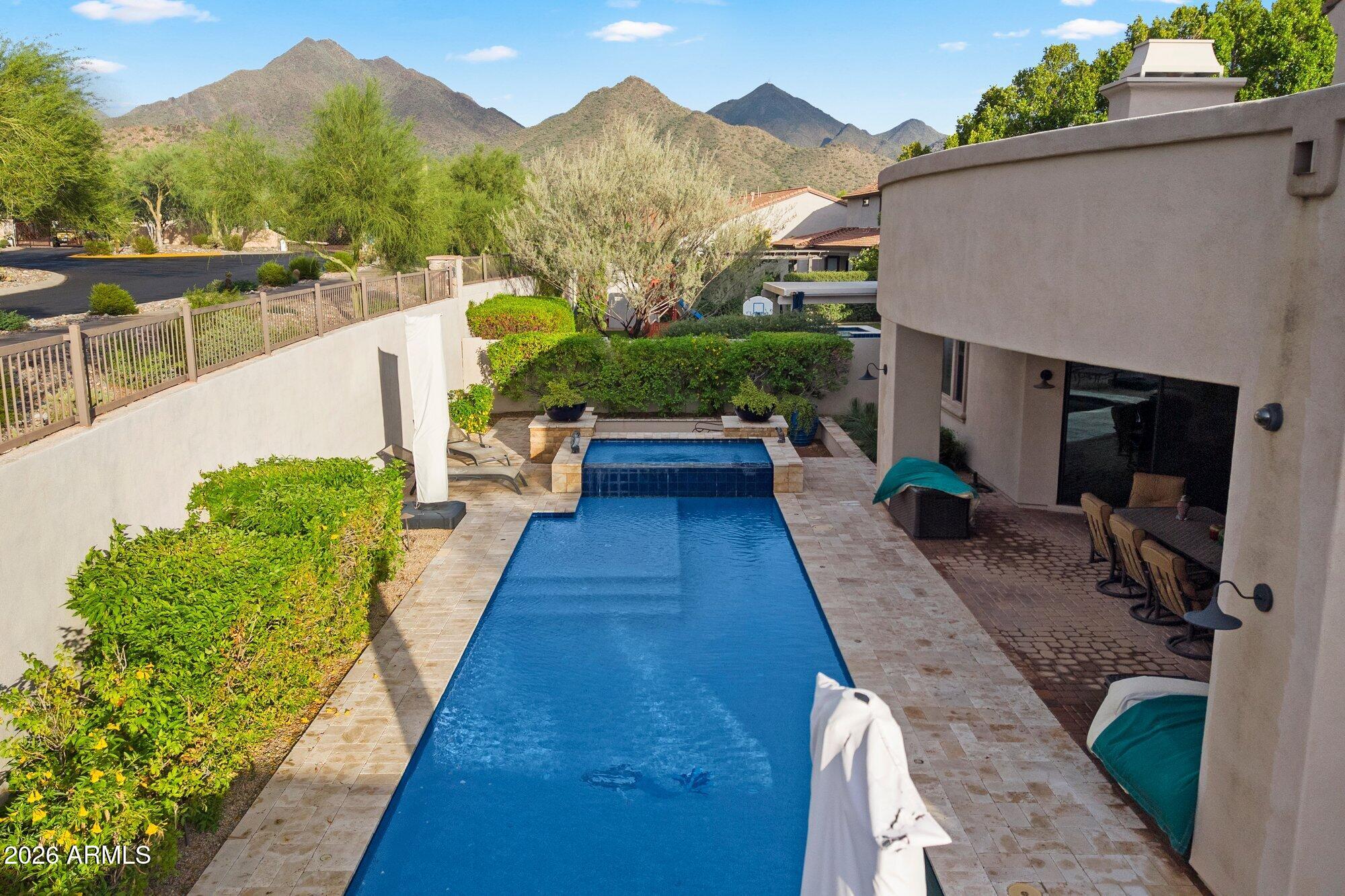 9894 E DESERT BEAUTY Drive