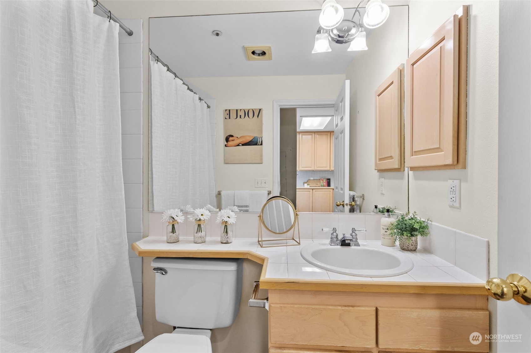 3271 SW Avalon Way #302