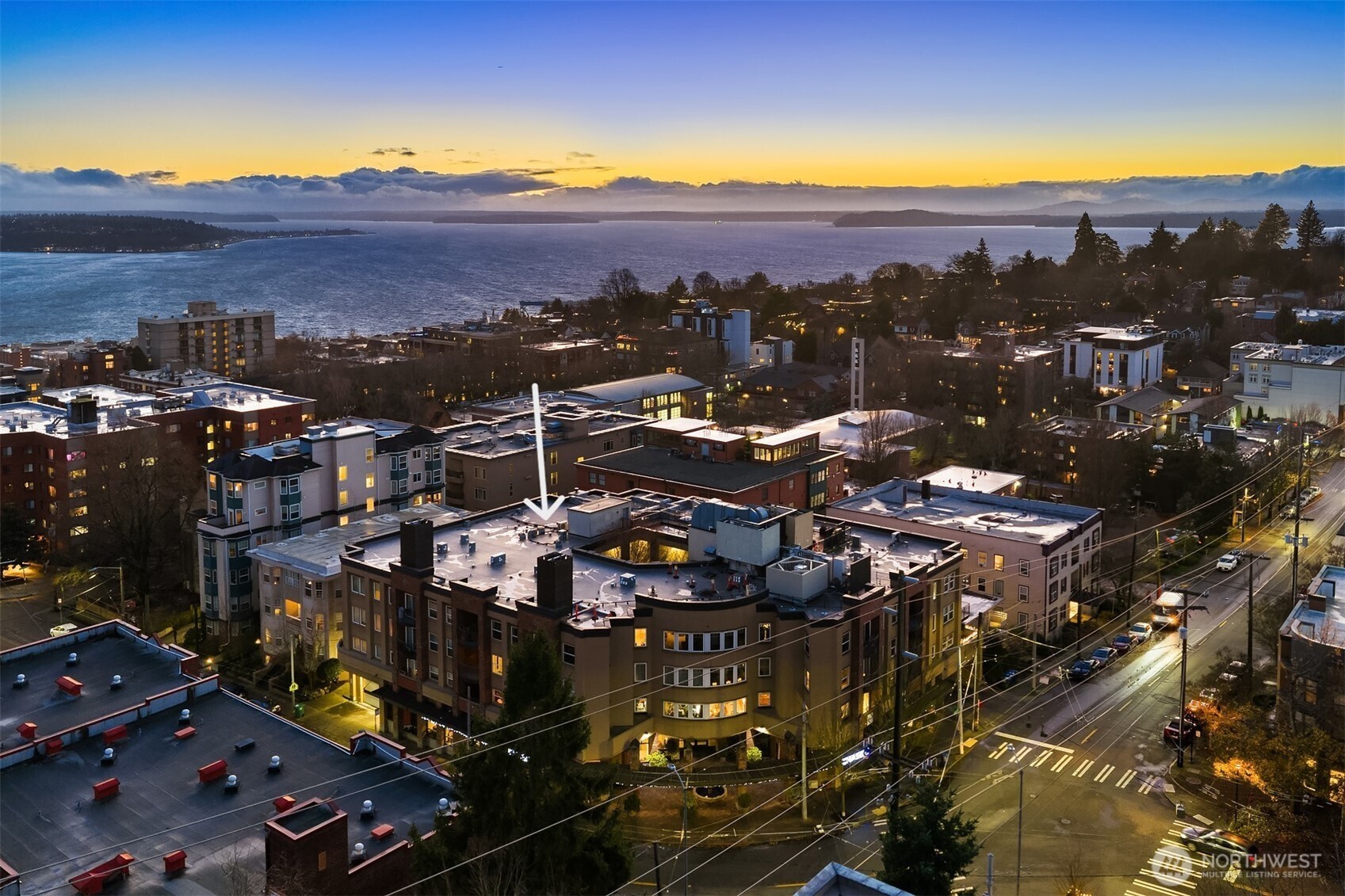 1417 Queen Anne Avenue N Unit: 303