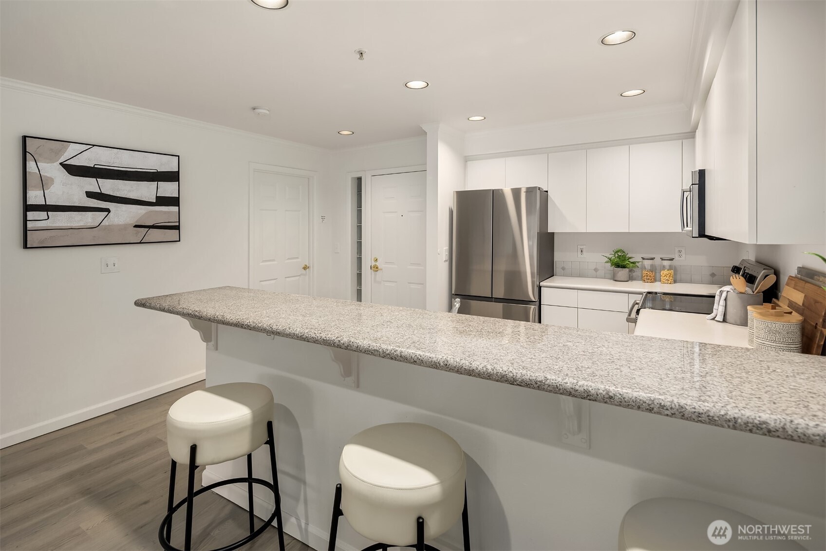 1417 Queen Anne Avenue N Unit: 303