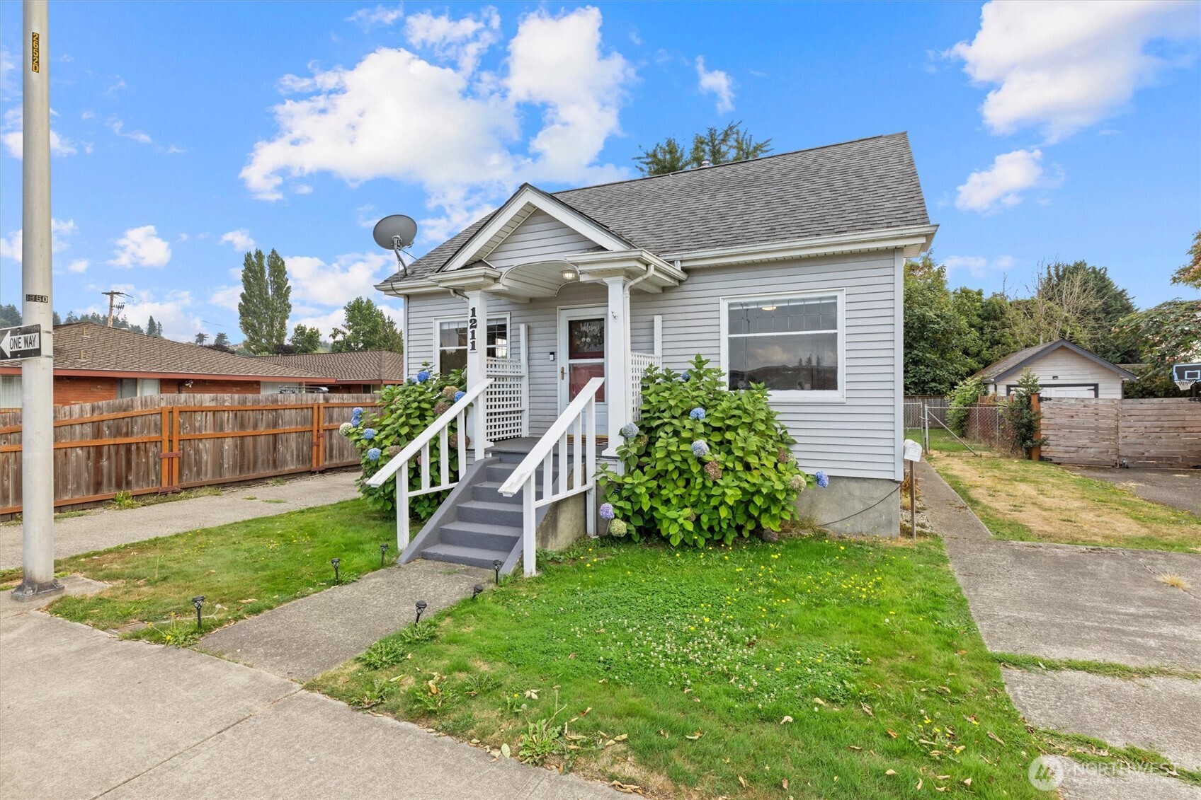 1211 N 3rd Street