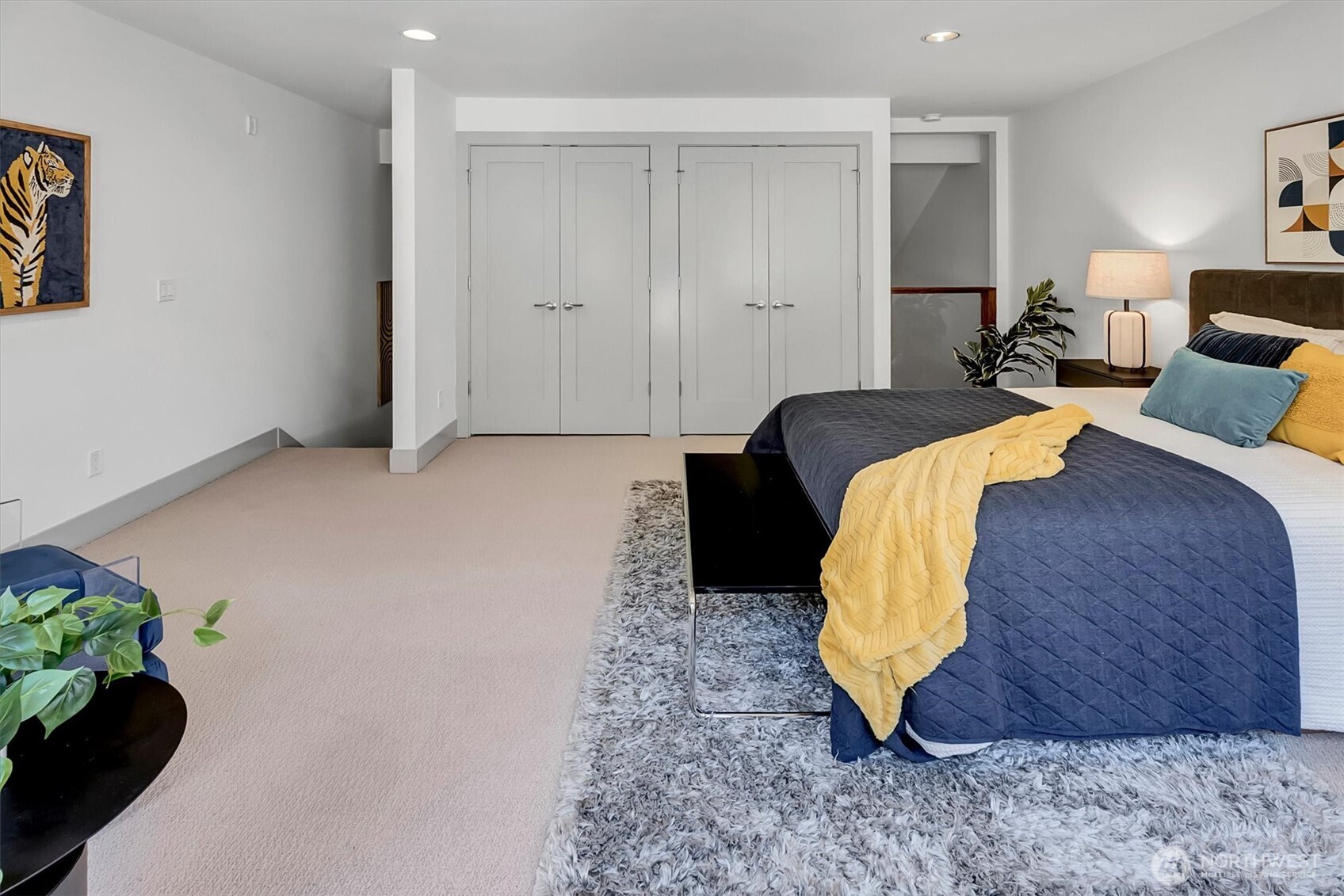 121 S Jackson Street Unit: 4