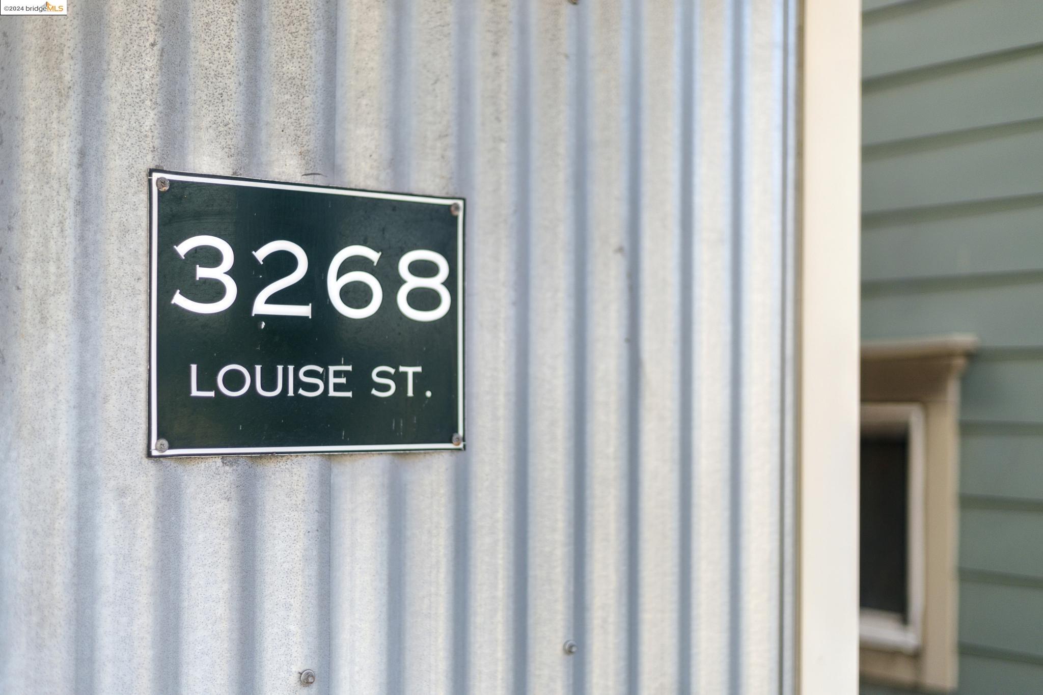 3268 Louise