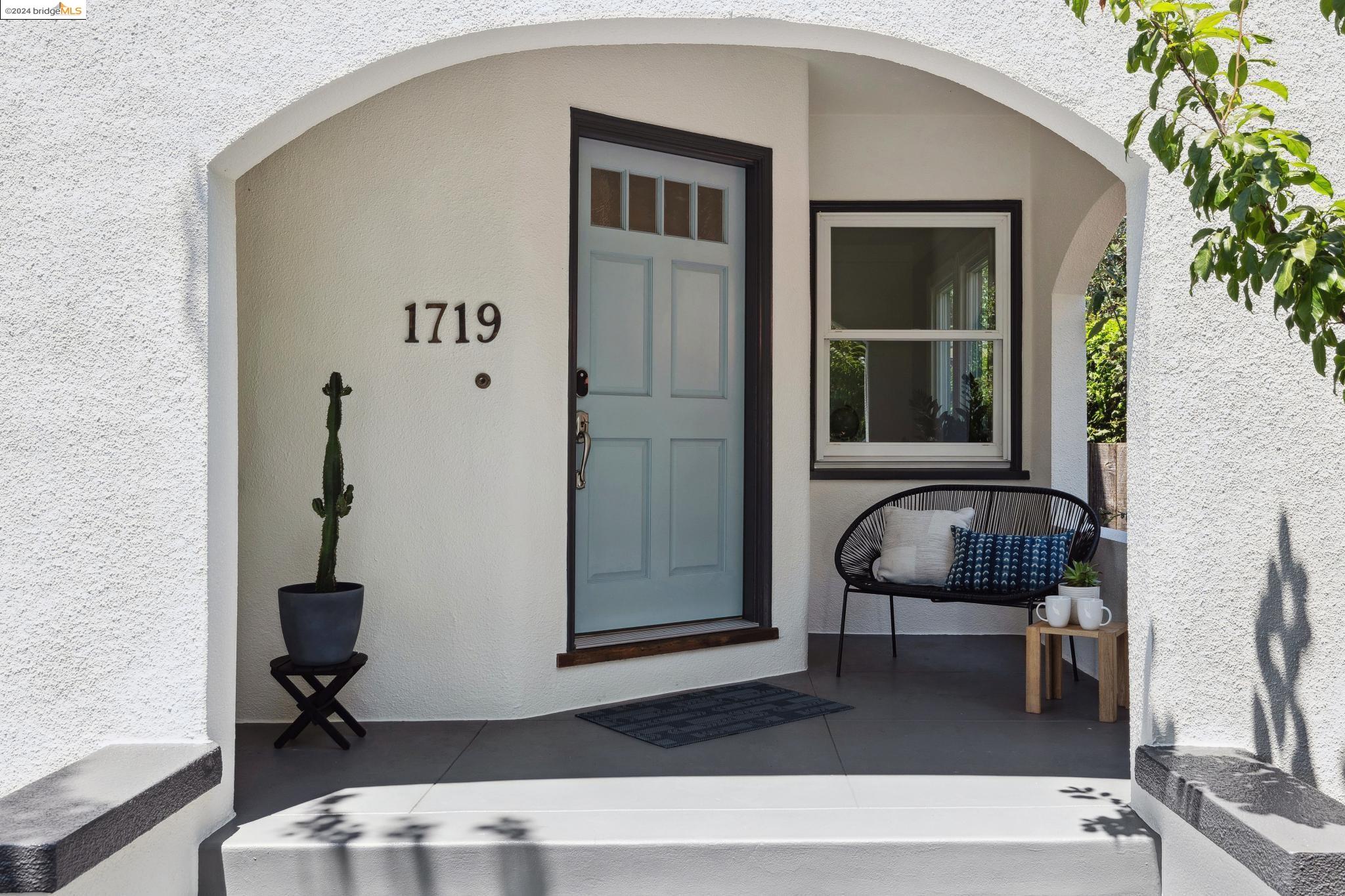 1719 Buena Ave
