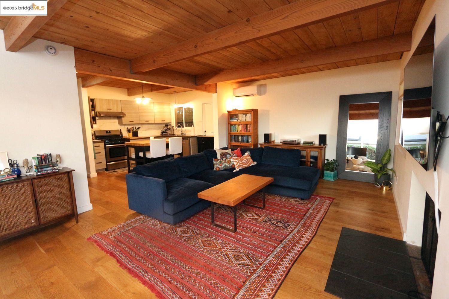 5618 Sutter