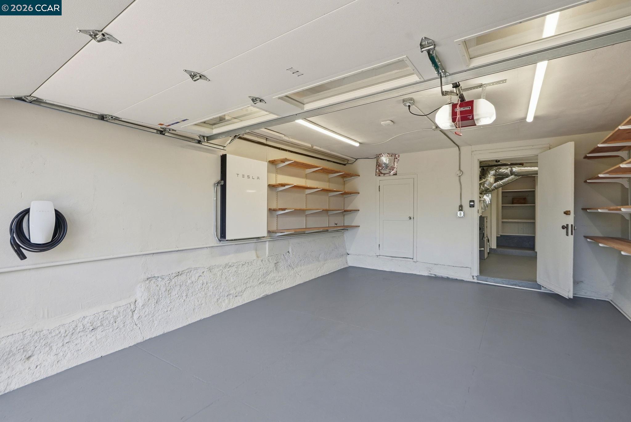 899 Arlington Ave.