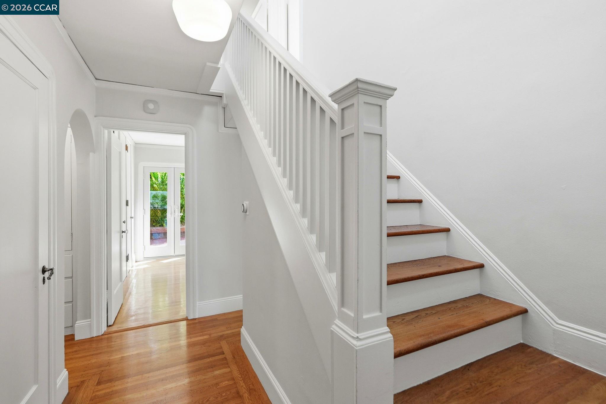 899 Arlington Ave.