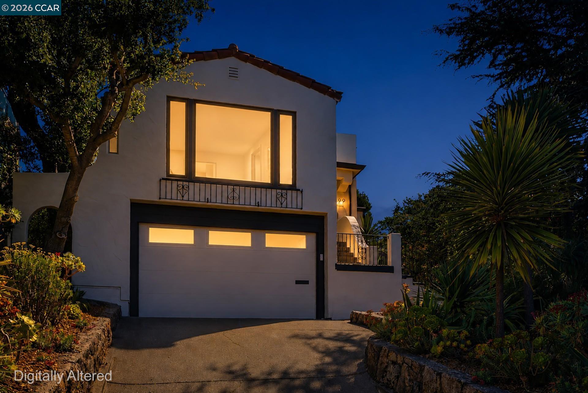899 Arlington Ave.
