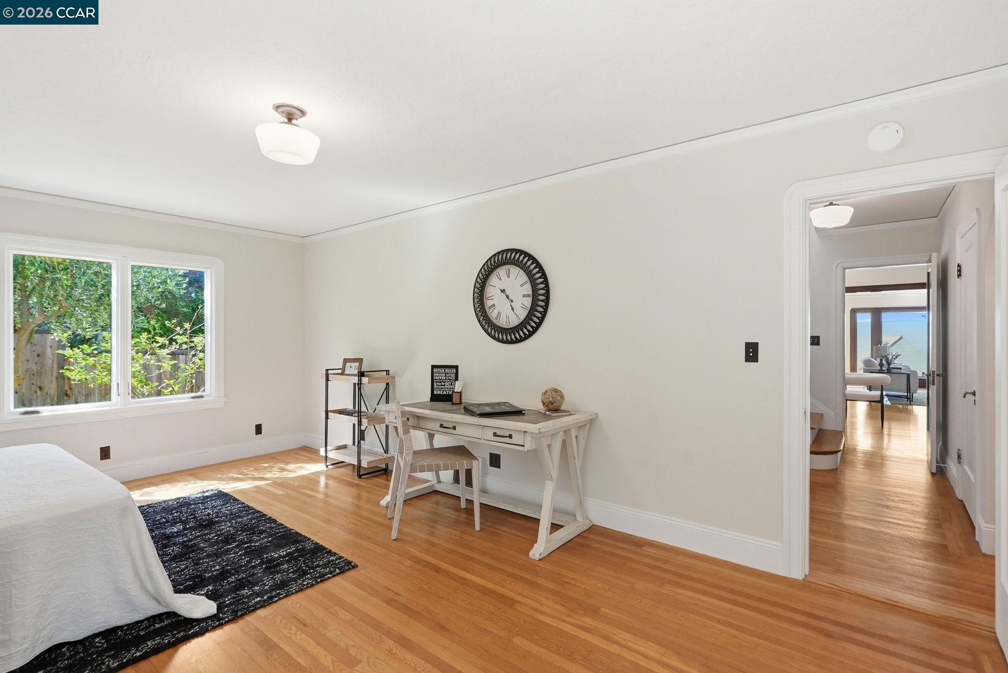 899 Arlington Ave.