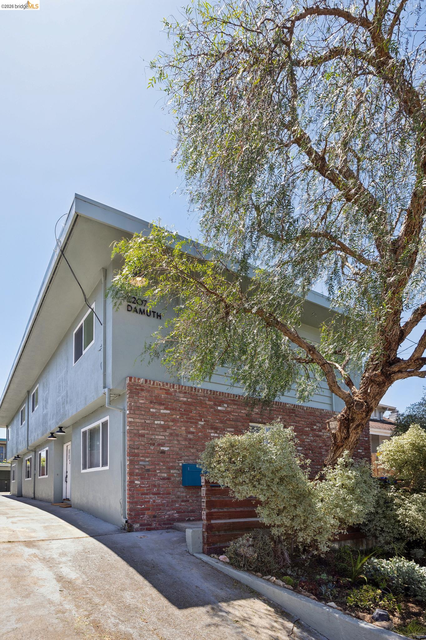2207 Damuth St # 2