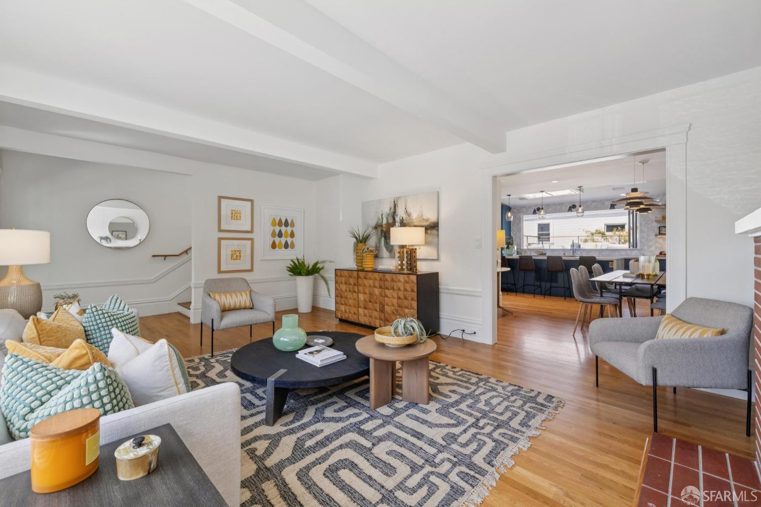 643 Edna Street