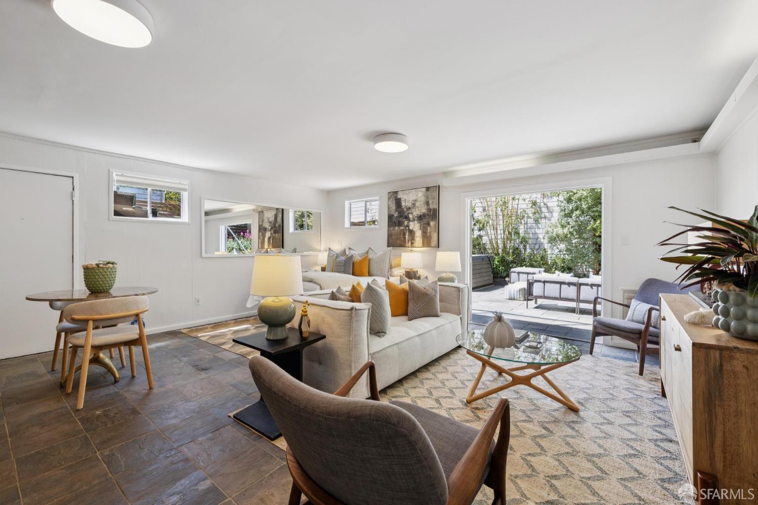 643 Edna Street
