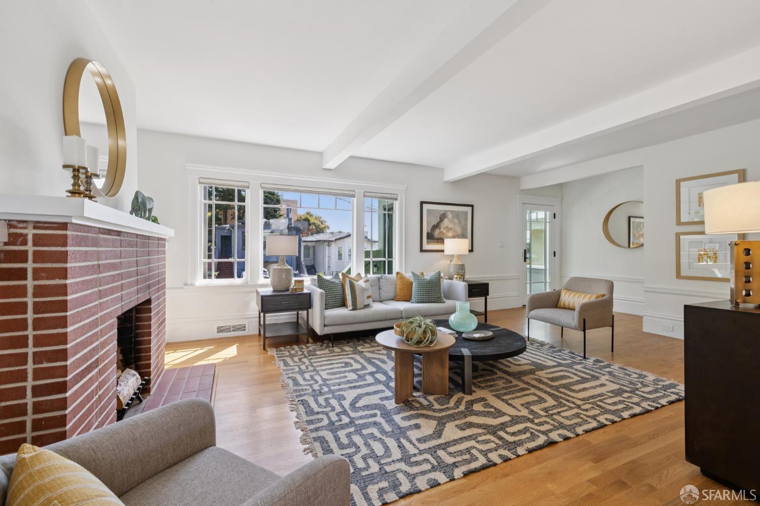 643 Edna Street
