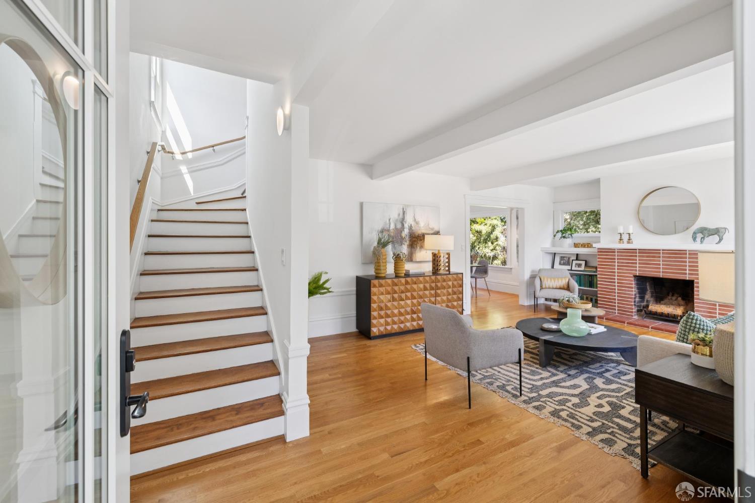 643 Edna Street