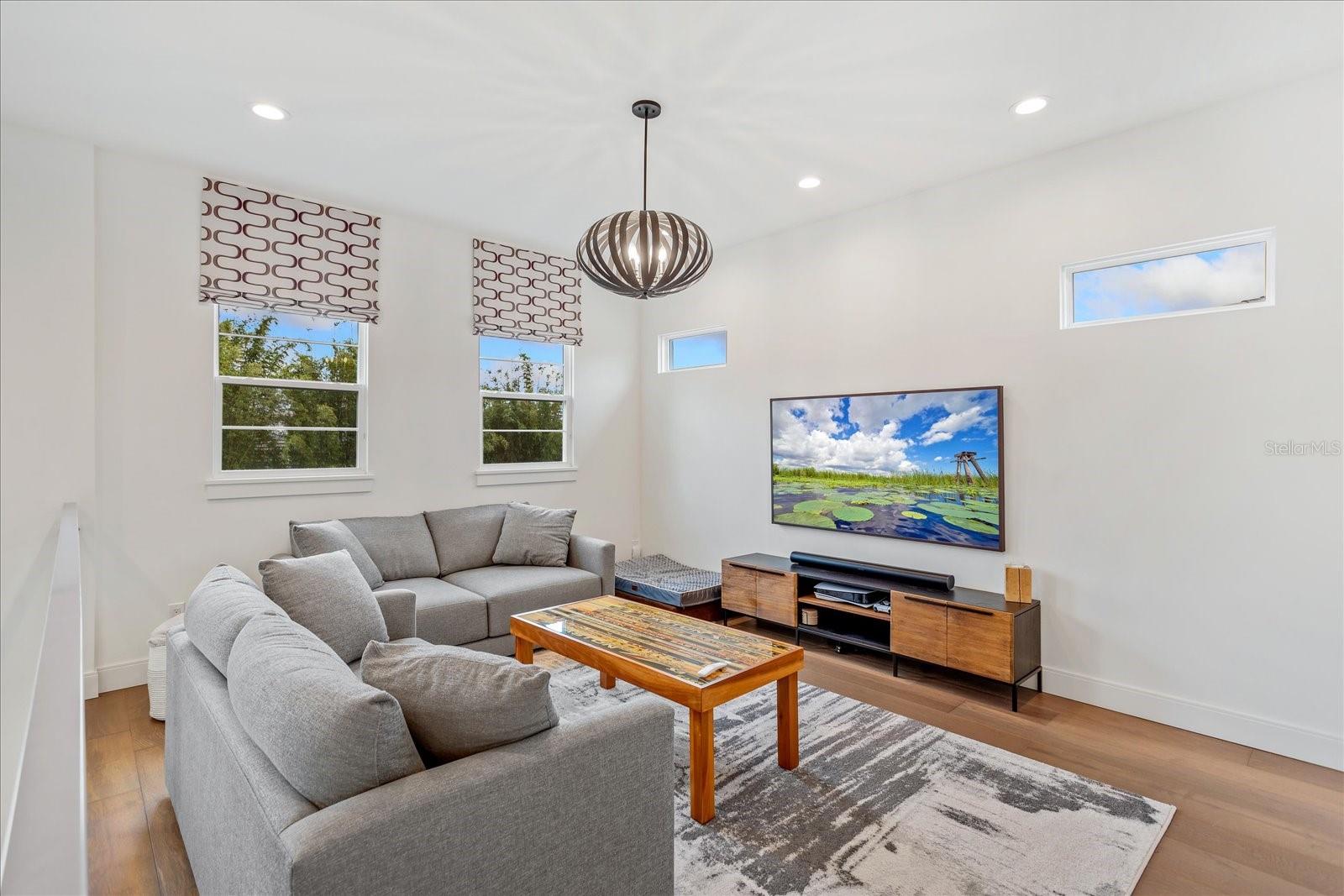 2205 LAKE SYLVAN OAKS CT