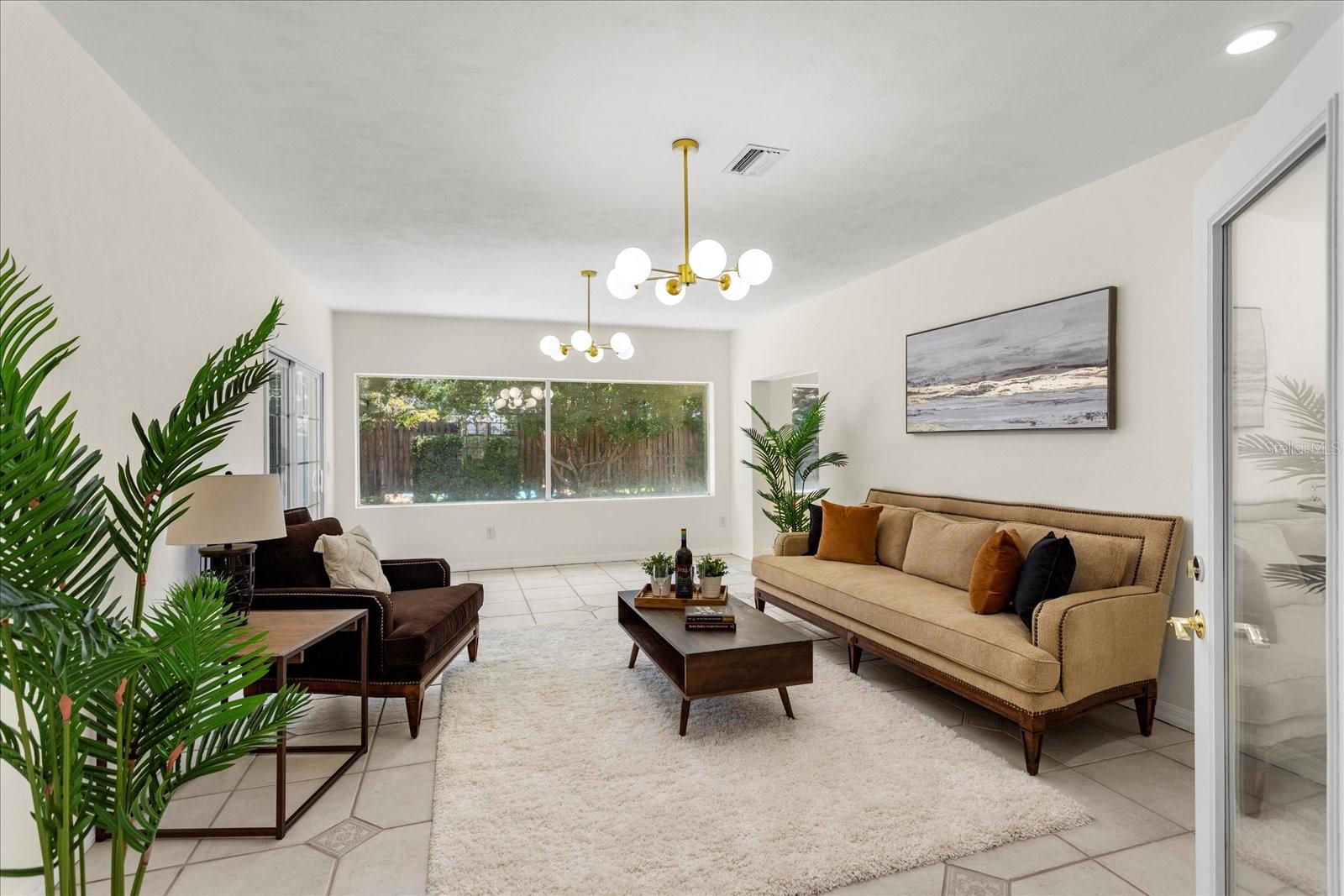 105 JOHN ANDERSON DR