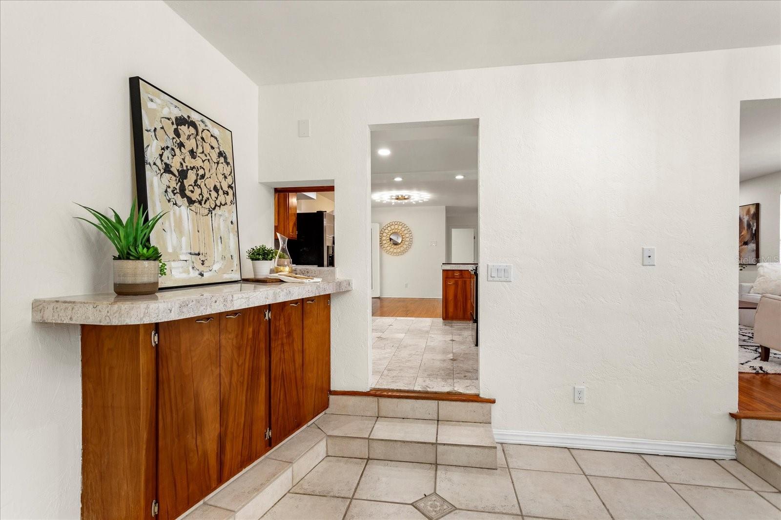 105 JOHN ANDERSON DR