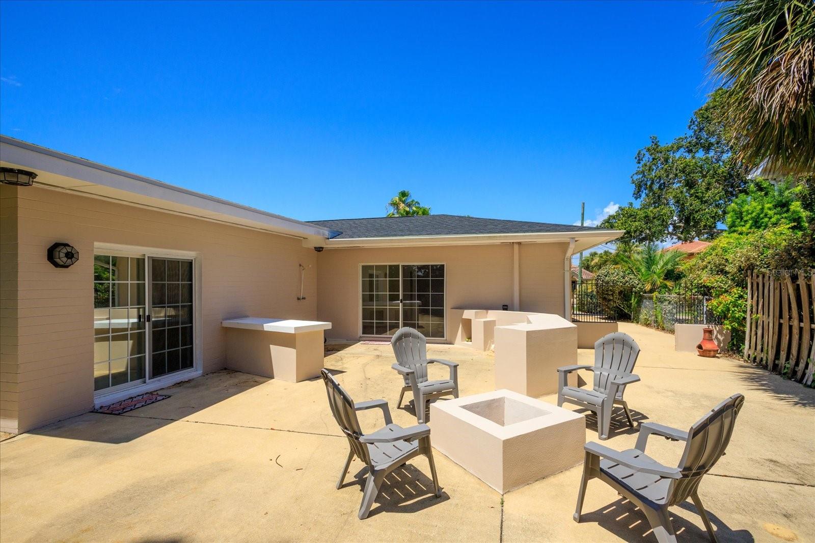 105 JOHN ANDERSON DR