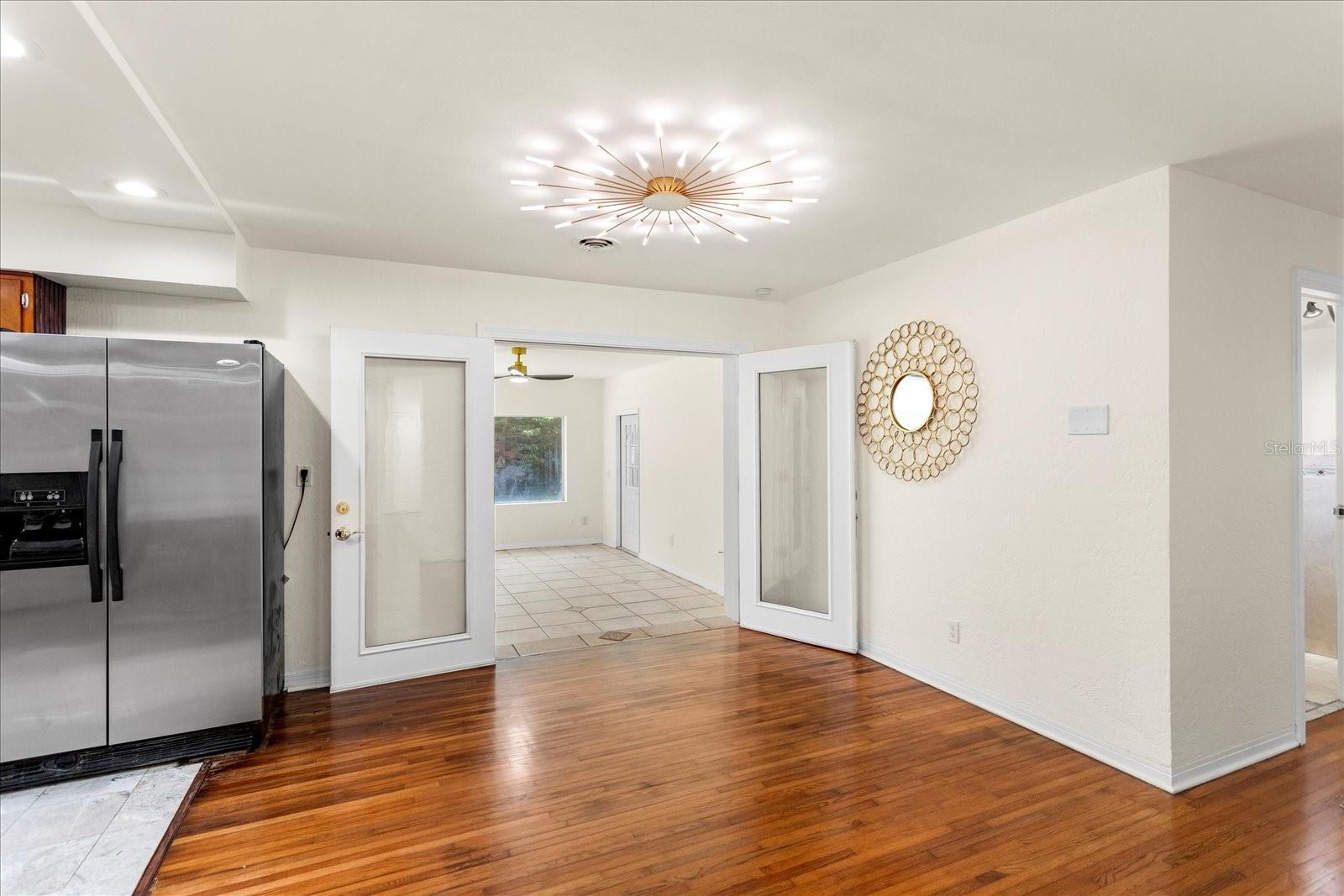 105 JOHN ANDERSON DR