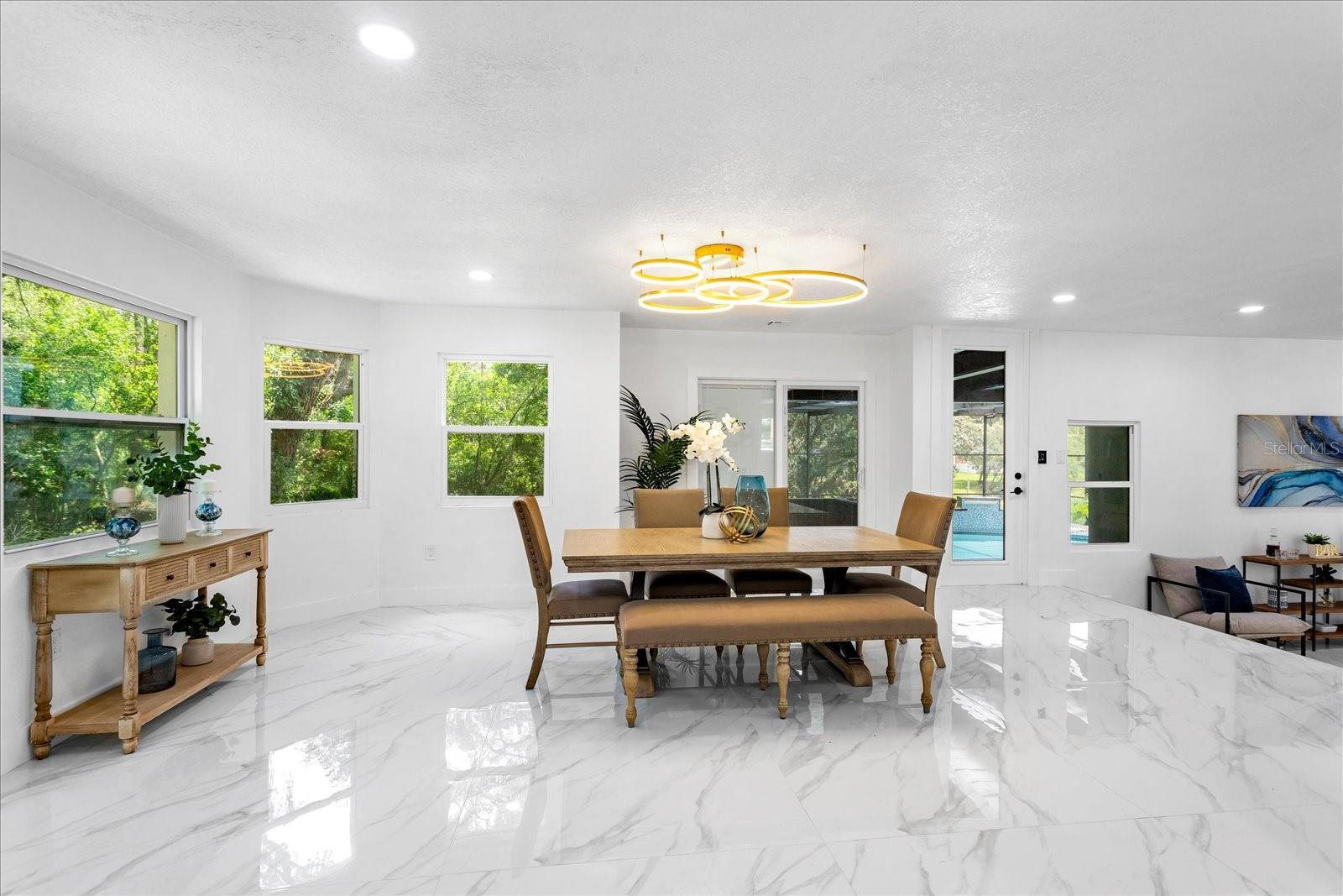 305 SWEETWATER CLUB CIR