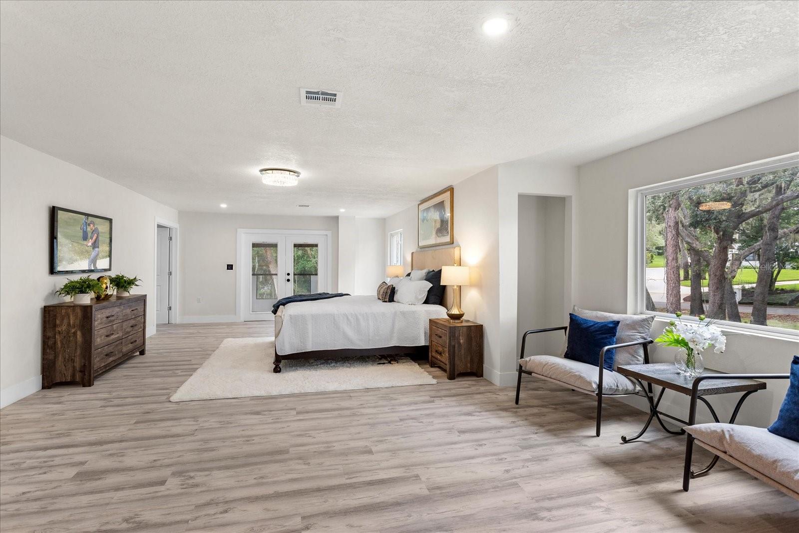 305 SWEETWATER CLUB CIR