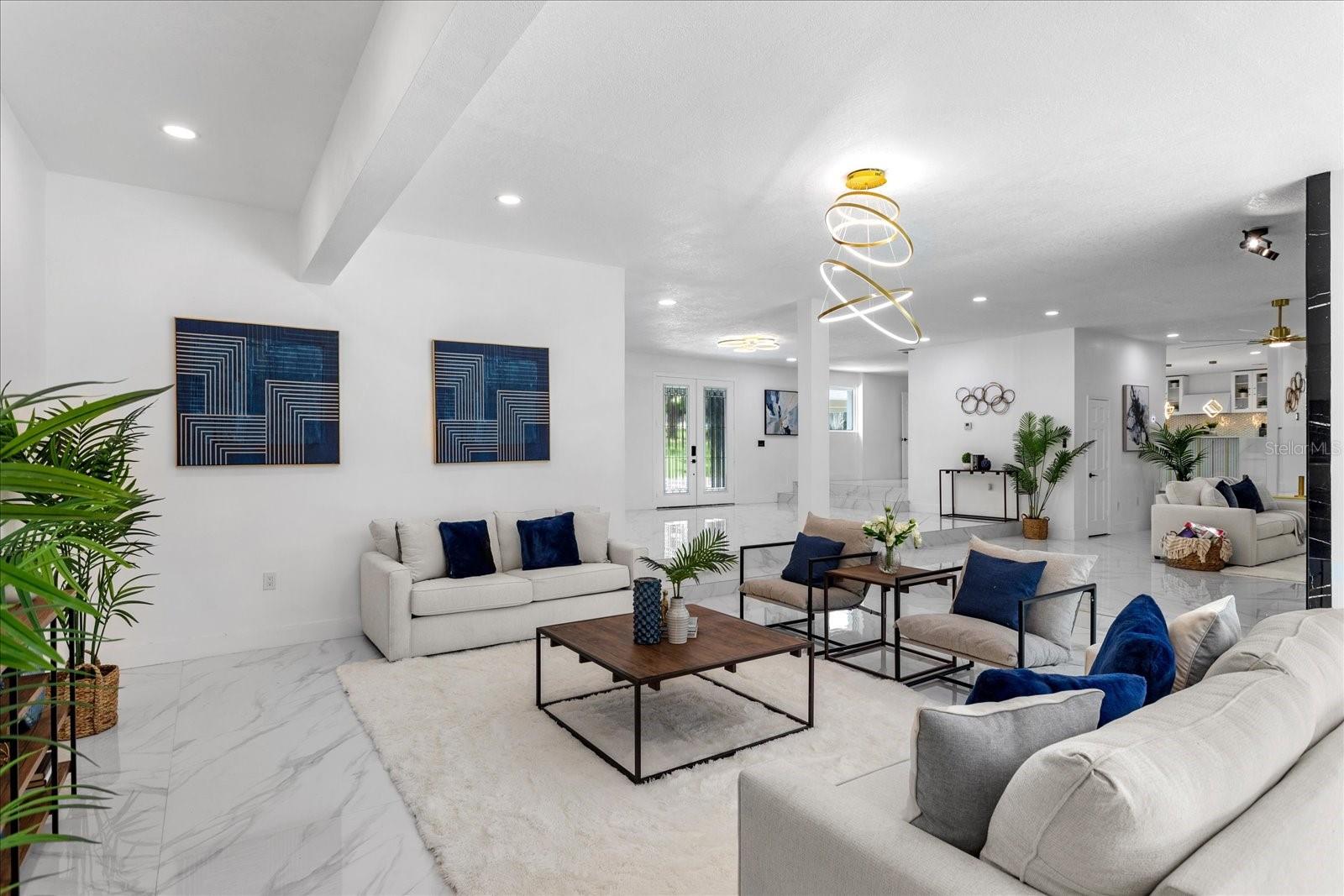 305 SWEETWATER CLUB CIR