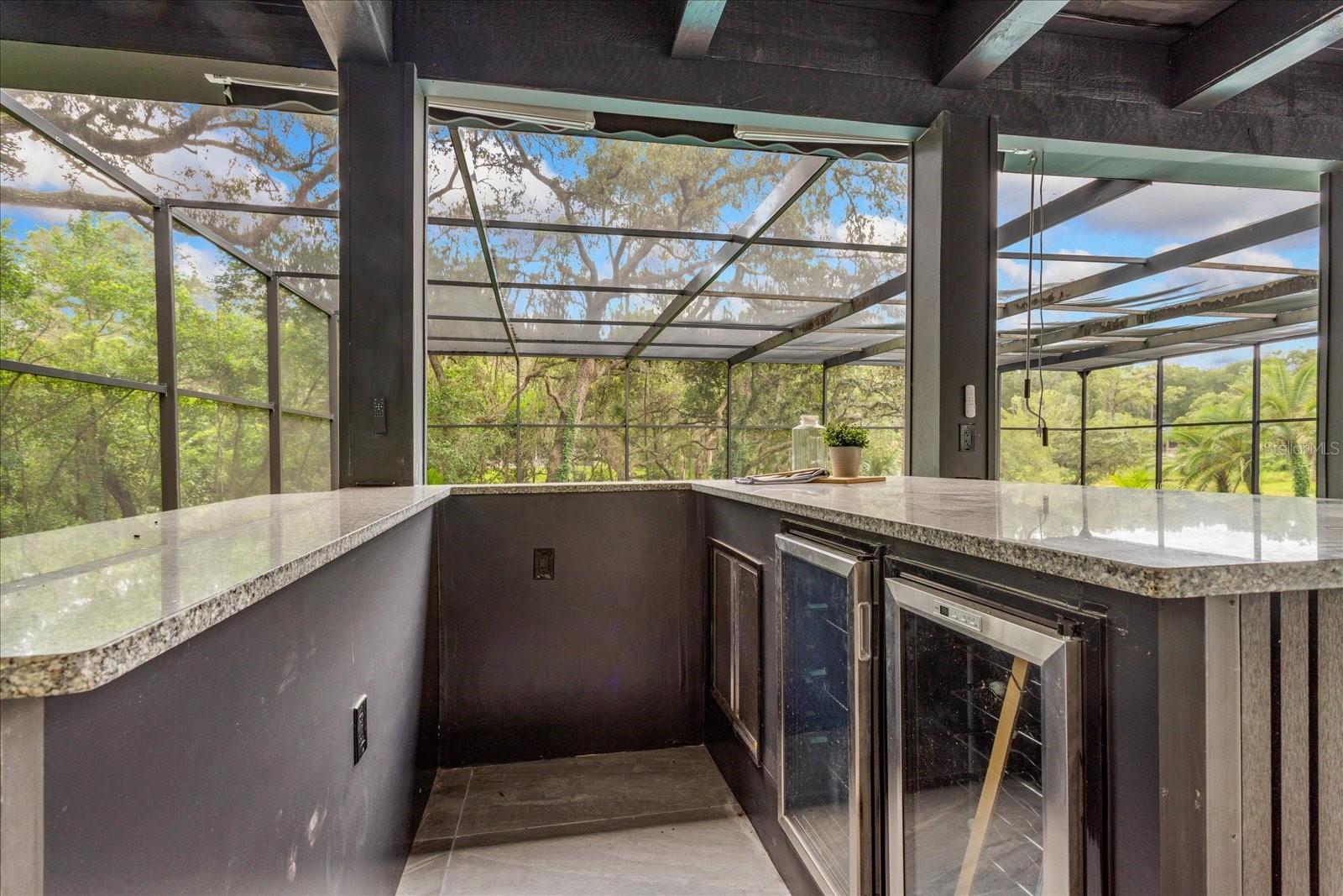 305 SWEETWATER CLUB CIR