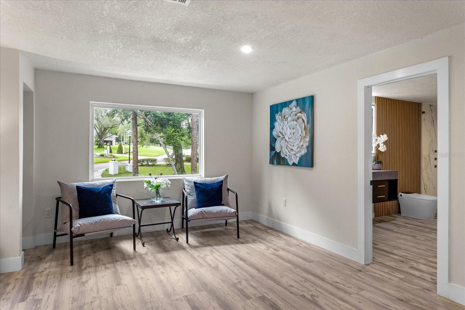 305 SWEETWATER CLUB CIR