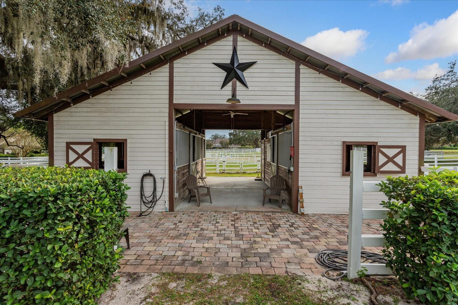 401 KENTUCKY BLUE CIR