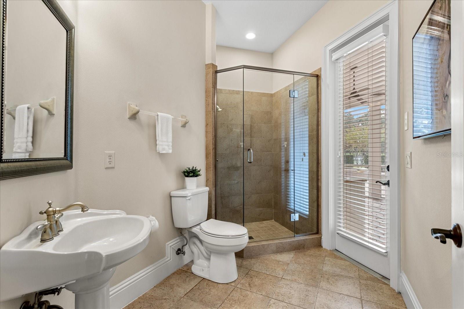 401 KENTUCKY BLUE CIR