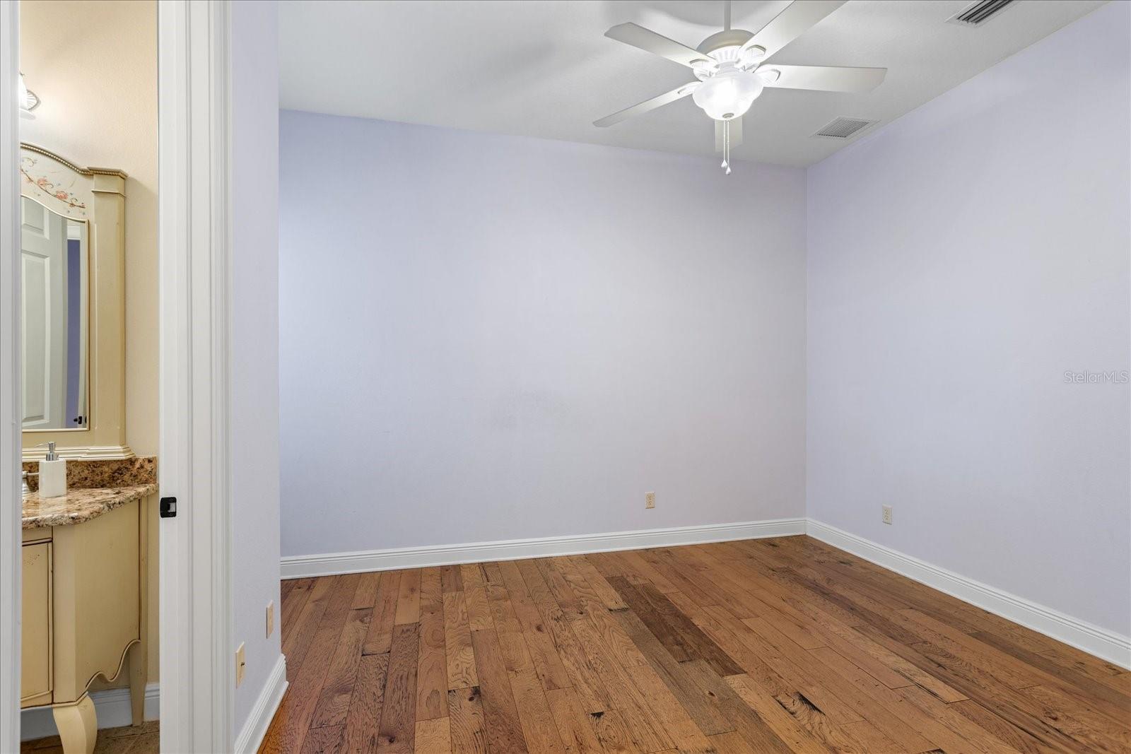 401 KENTUCKY BLUE CIR