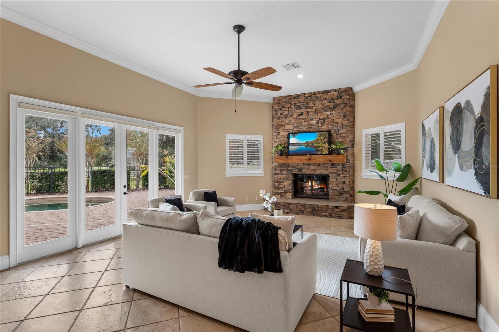 401 KENTUCKY BLUE CIR