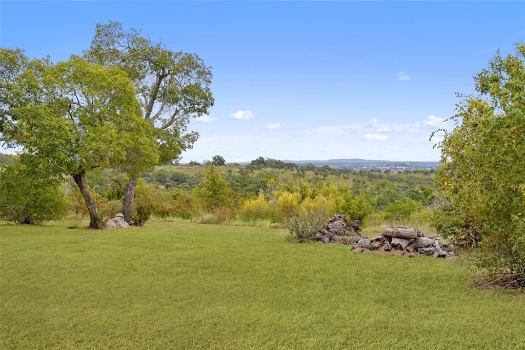1900 Byrd Ranch RD