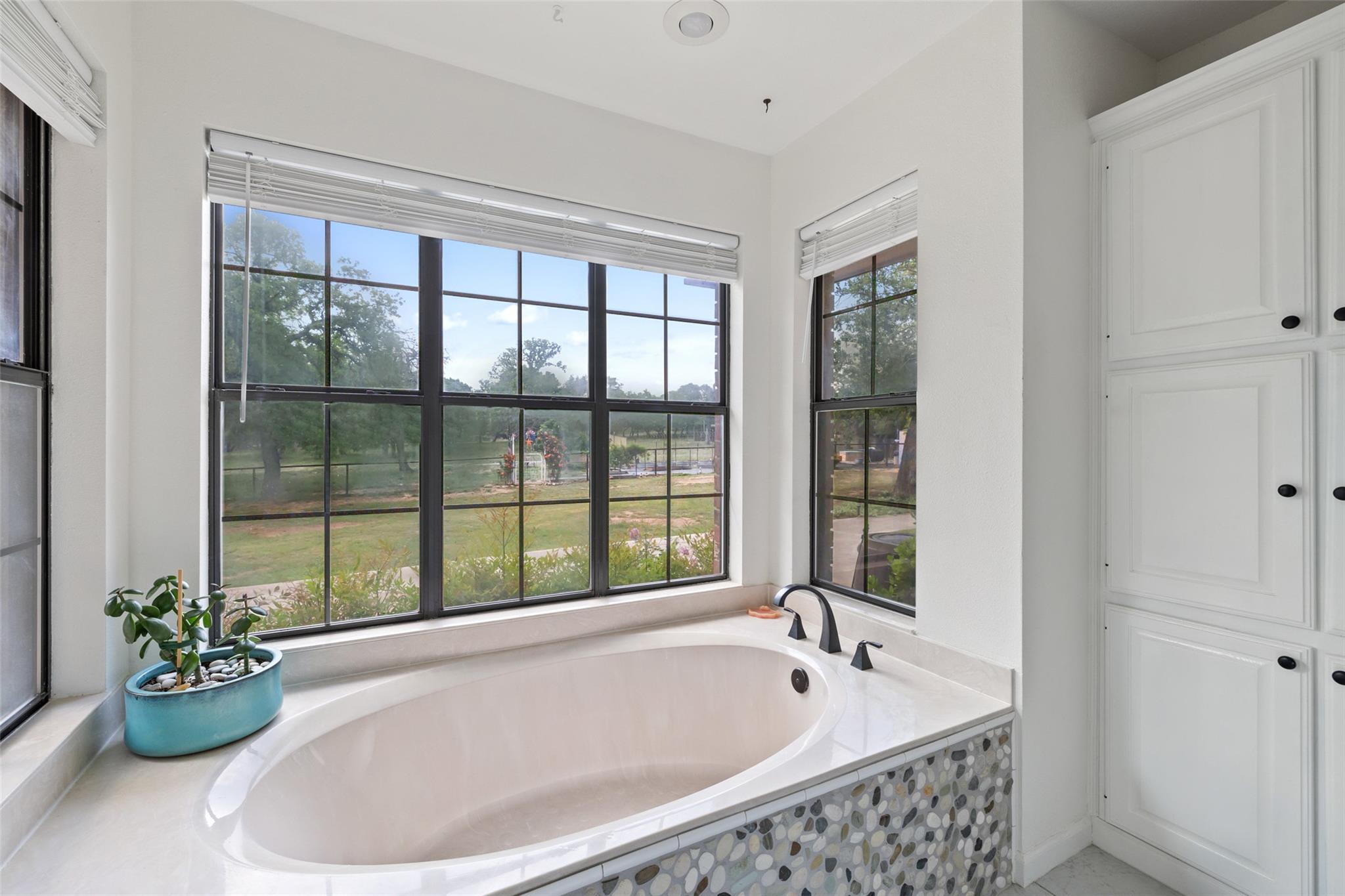 423 County Road 1010