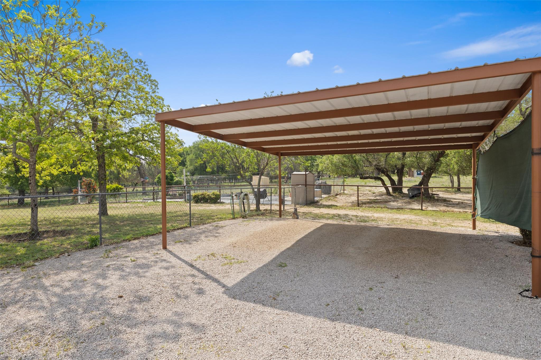 423 County Road 1010