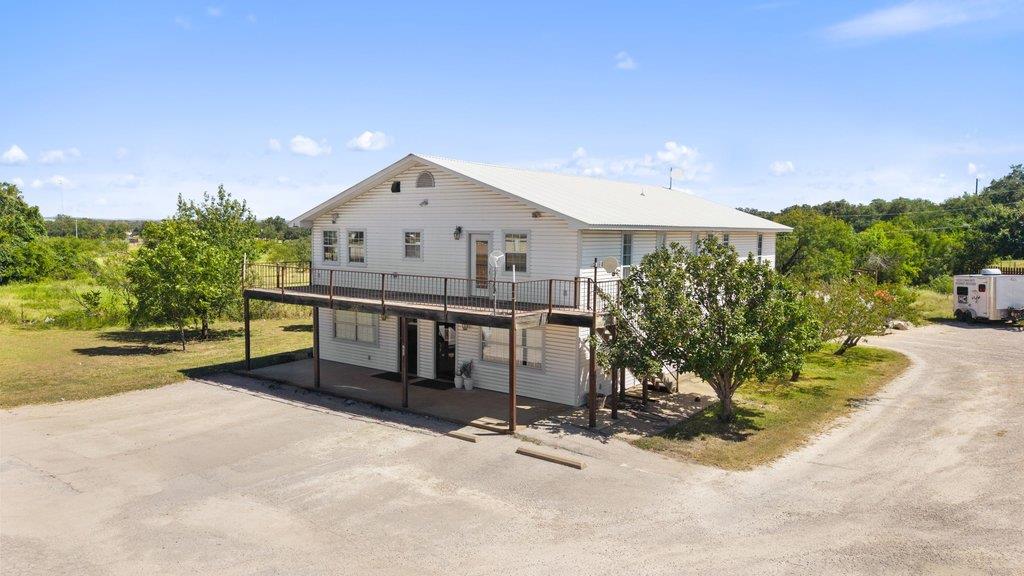 206 N US HWY 281