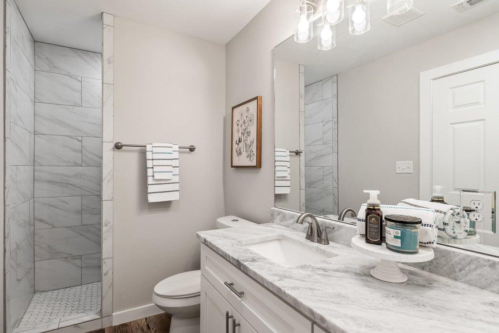 582 Delaware Creek RD