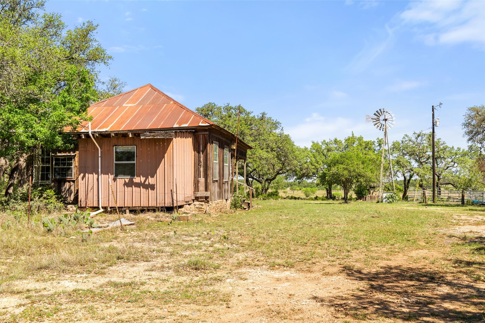 1318 Klett Ranch RD