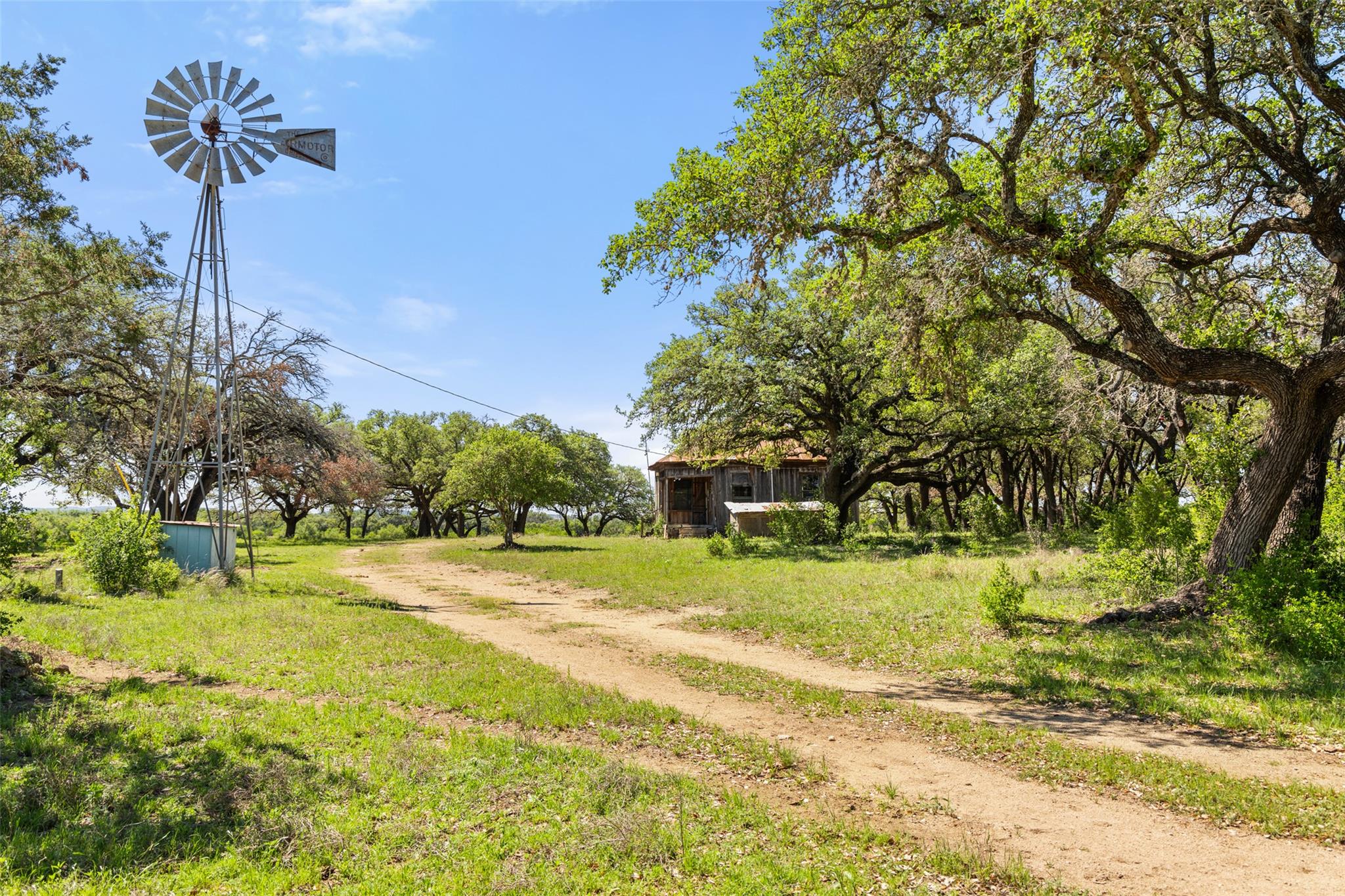 1318 Klett Ranch RD