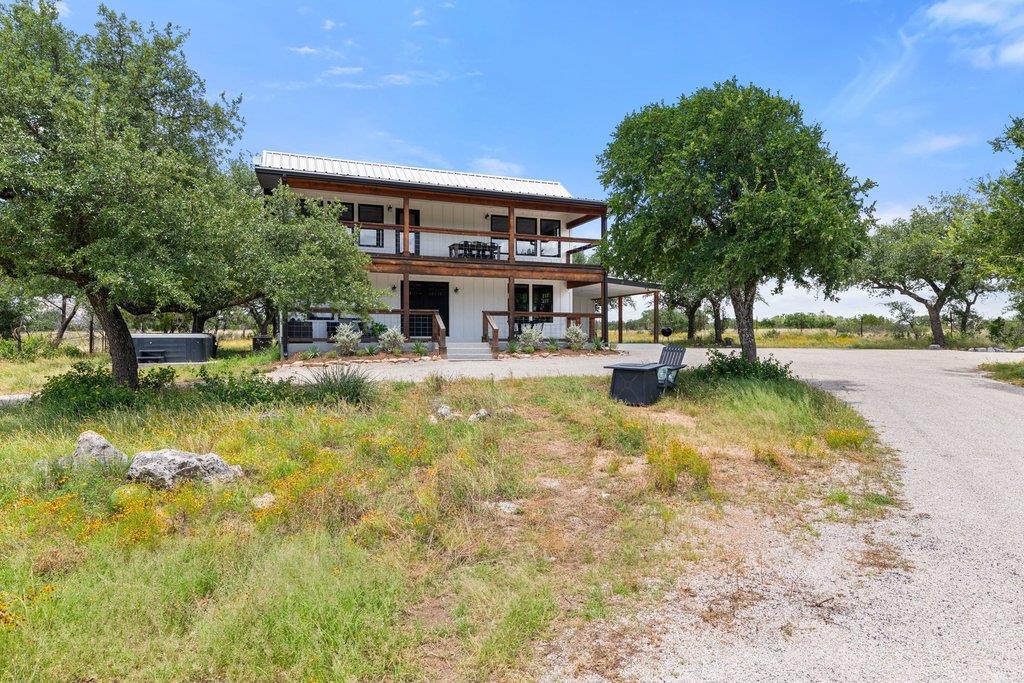 784 River View DR