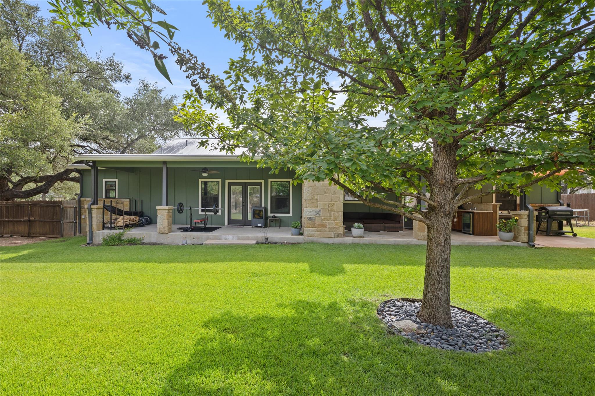 106 Leaning Oak CIR
