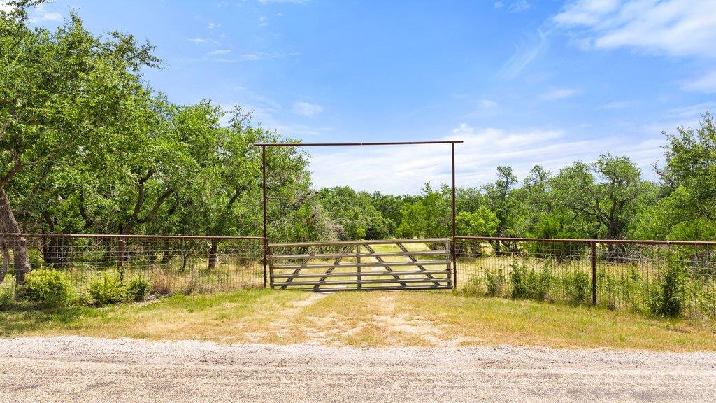 1984 N Grape Creek RD