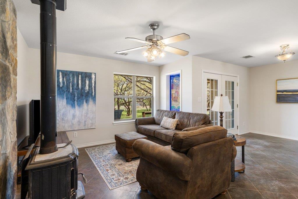 434 W Turner CT