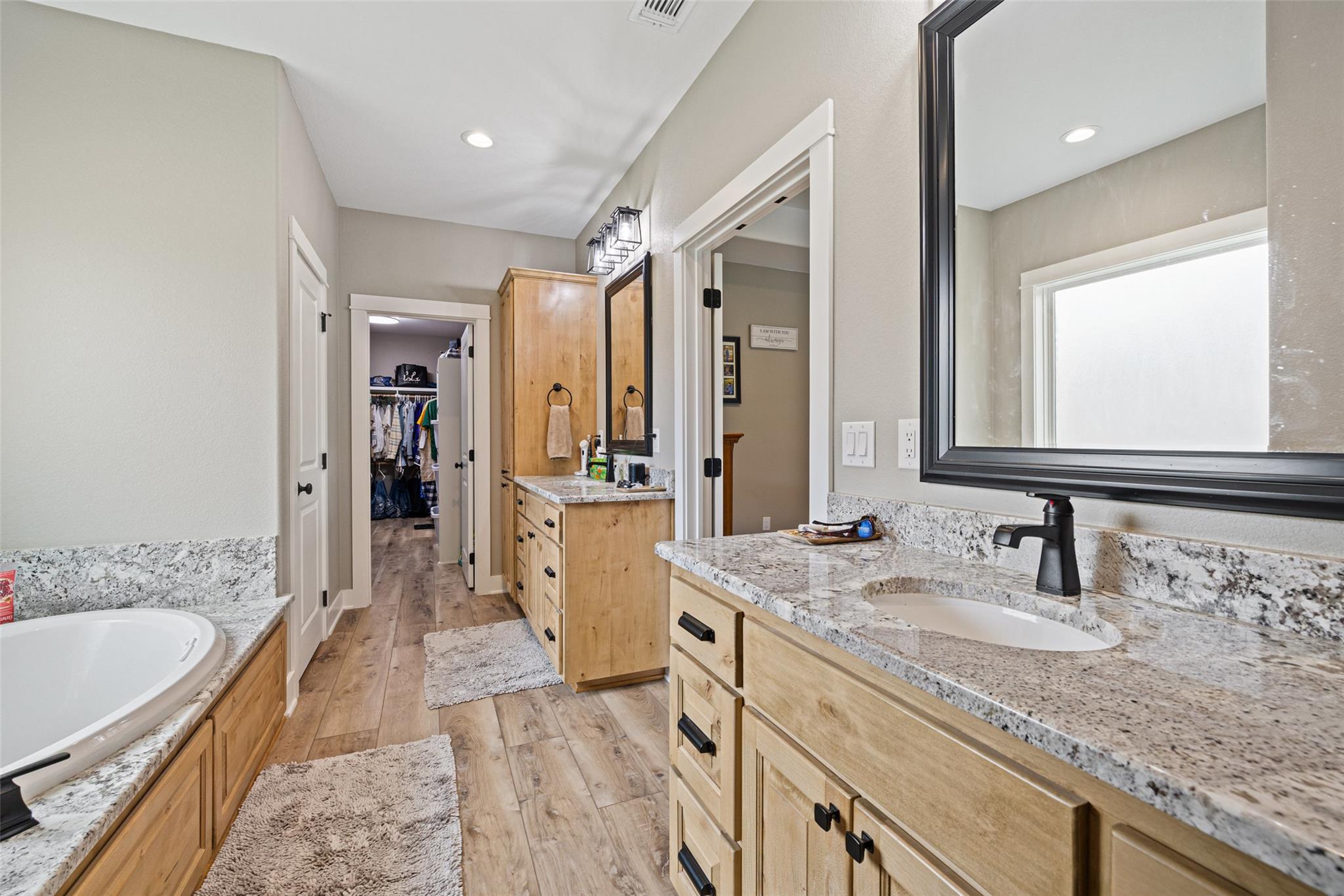 210 Levon LN