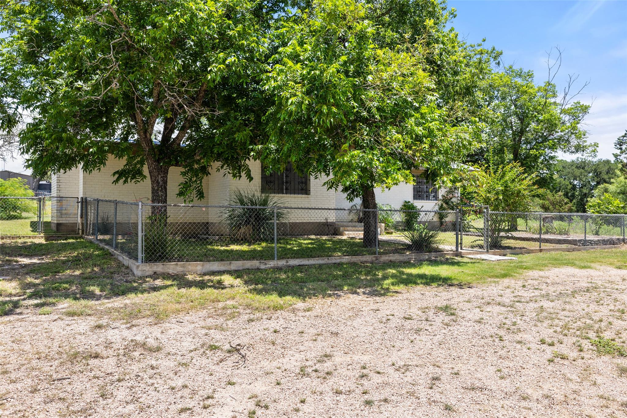6571 County Road 340