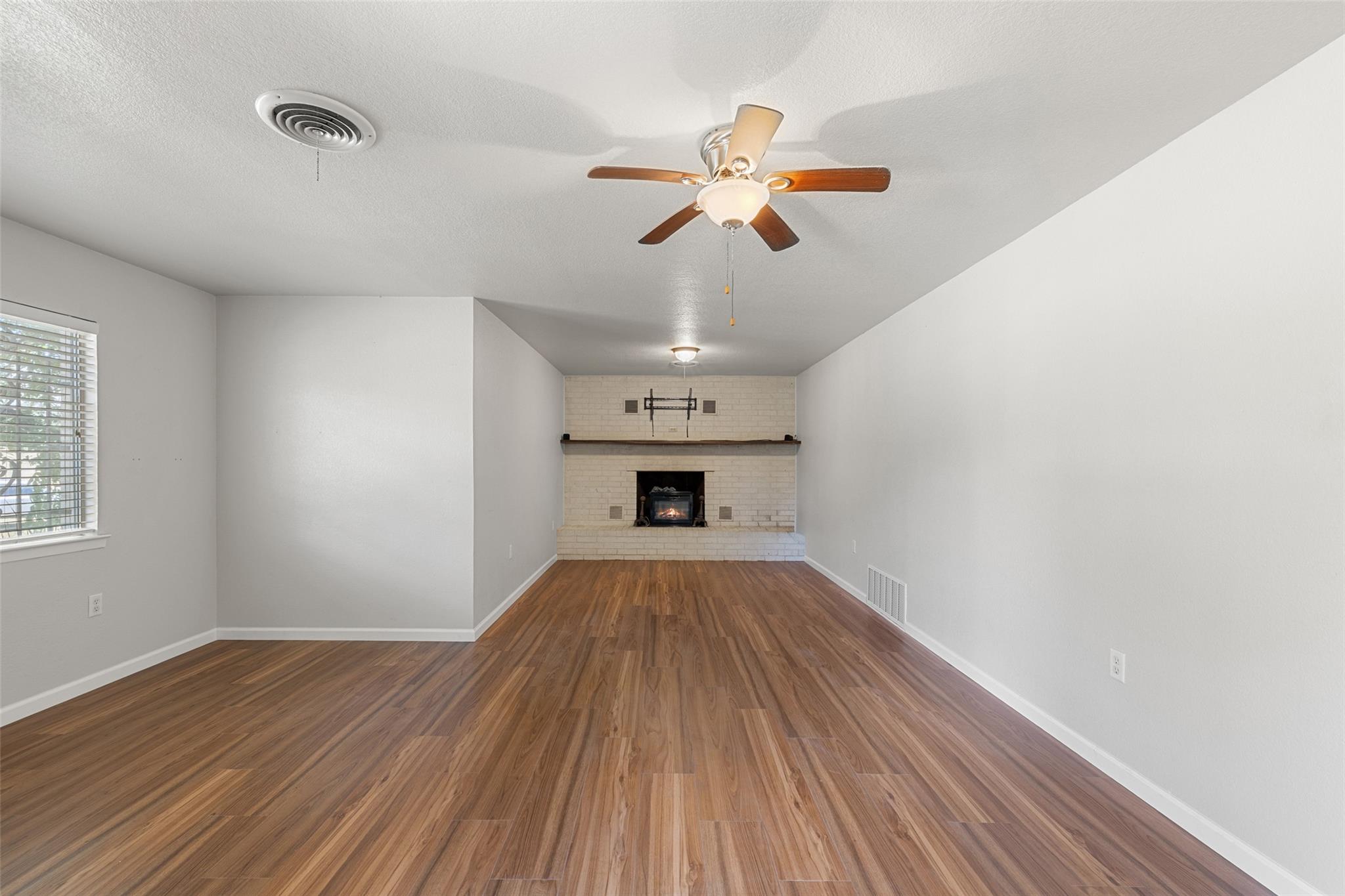 6571 County Road 340