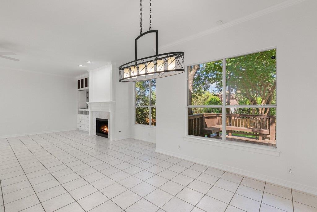 1613 CHURCHWOOD CV
