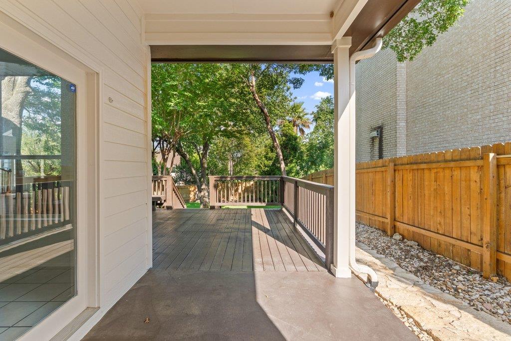 1613 CHURCHWOOD CV