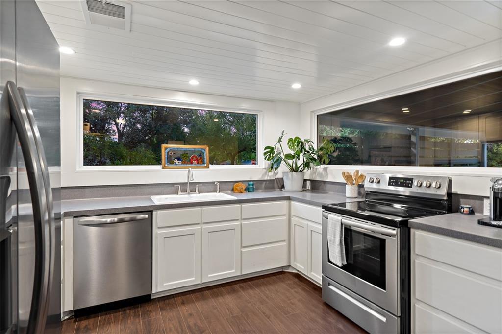 102 Ranchview DR